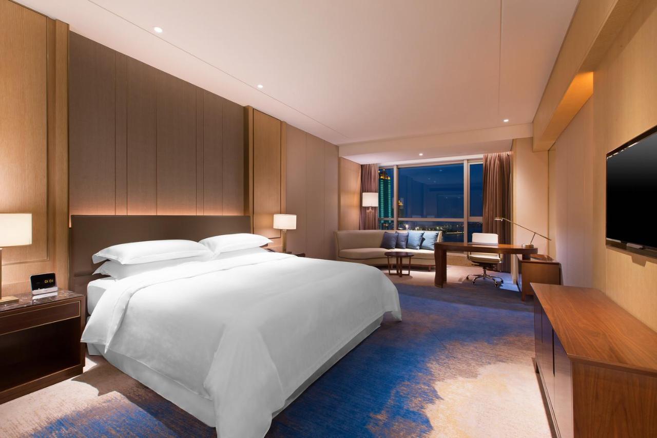Sheraton Zhanjiang Hotel Extérieur photo
