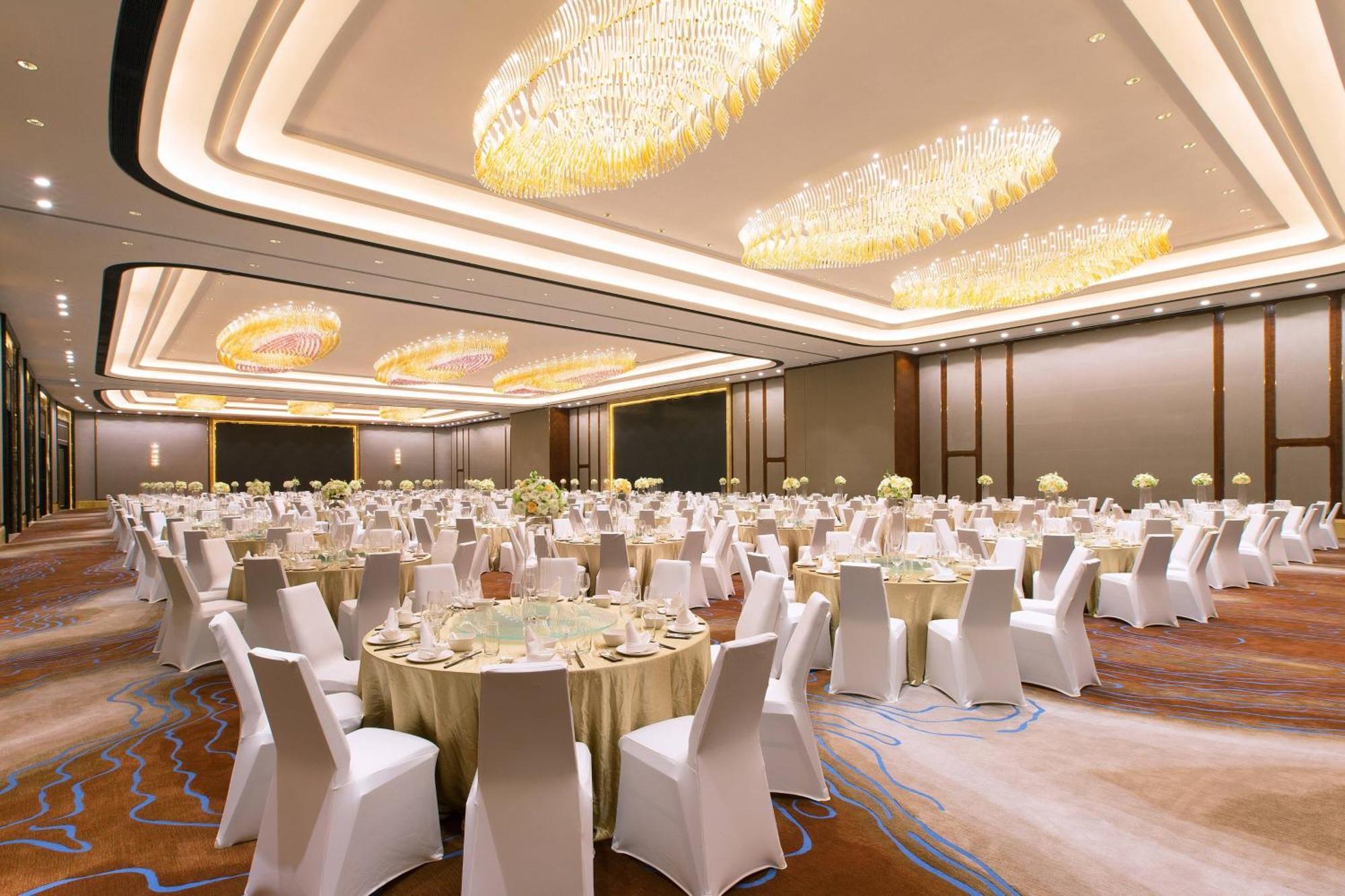 Sheraton Zhanjiang Hotel Extérieur photo